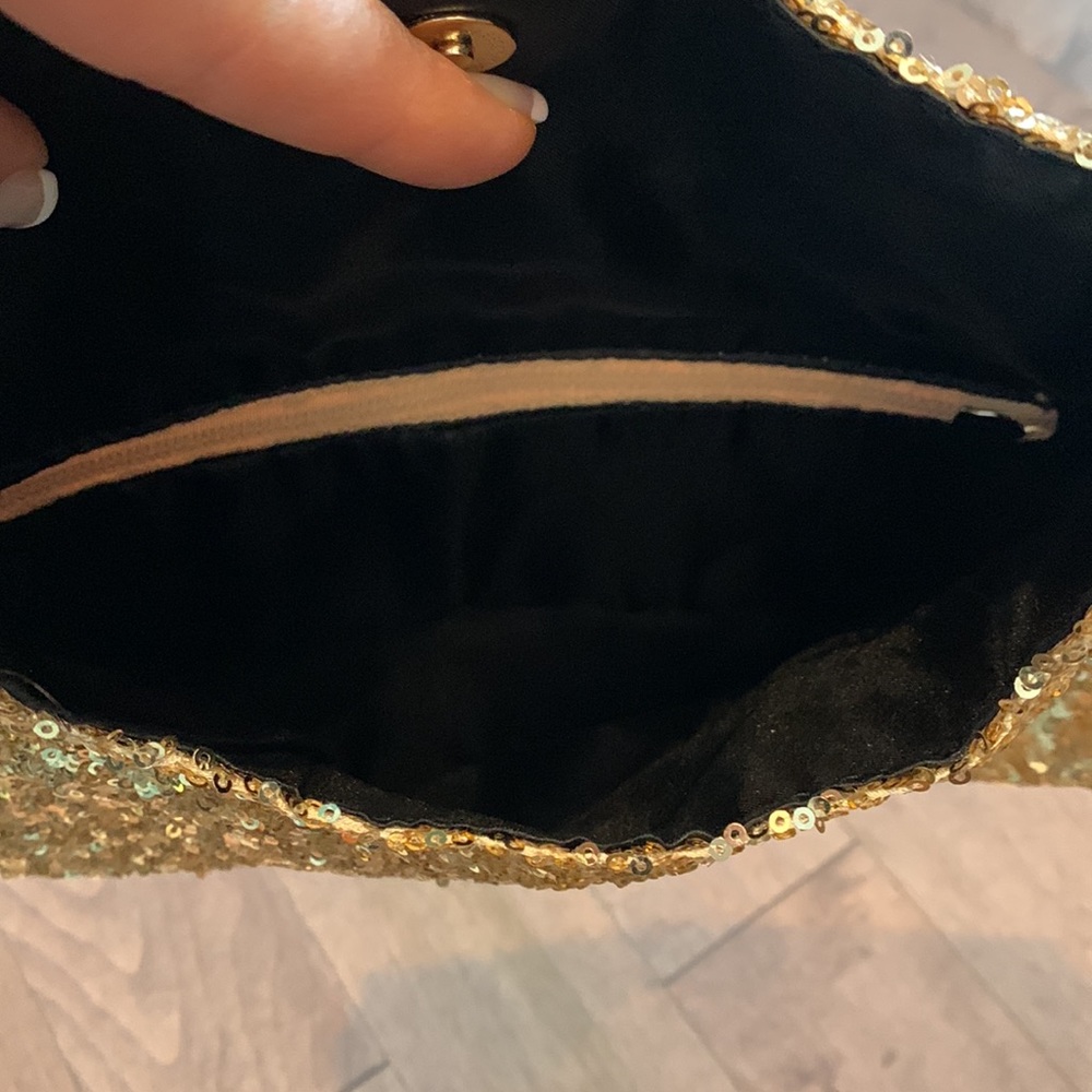 Victoria’s Secret Sequin Clutch - Picture 6 of 8